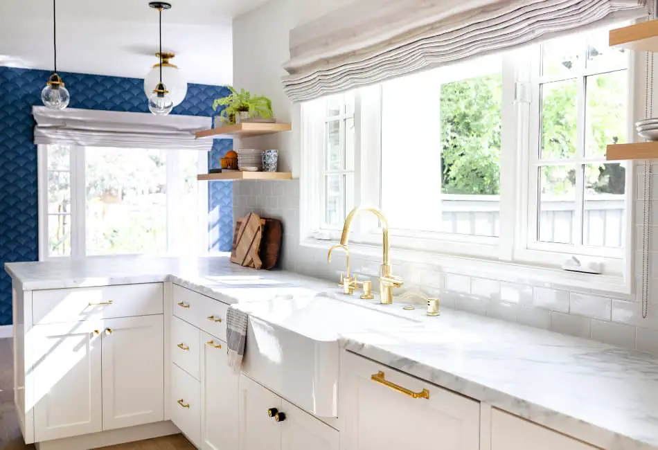 what disinfectant is safe for quartz countertops